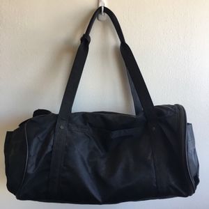 Lululemon Black Run Ways Duffel